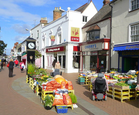 Bicester, UK, by Jonathan Billinger, CC BY-SA 2.0, https://commons.wikimedia.org/w/index.php?curid=13680754