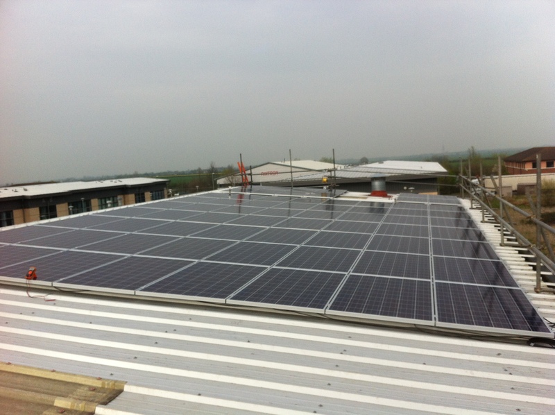 On-roof mounting system on an industrial roof