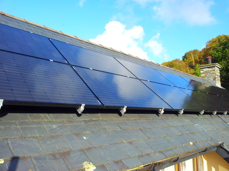 On-roof mounting system on slate roof